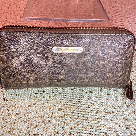 Michael Kors Handbags - MICHAEL KORS- Brown Tan Wallet